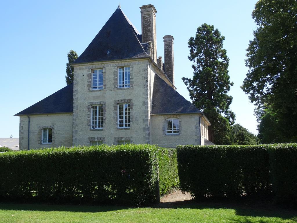 Chateau Turgot Gites Bons-Tassily 객실 사진
